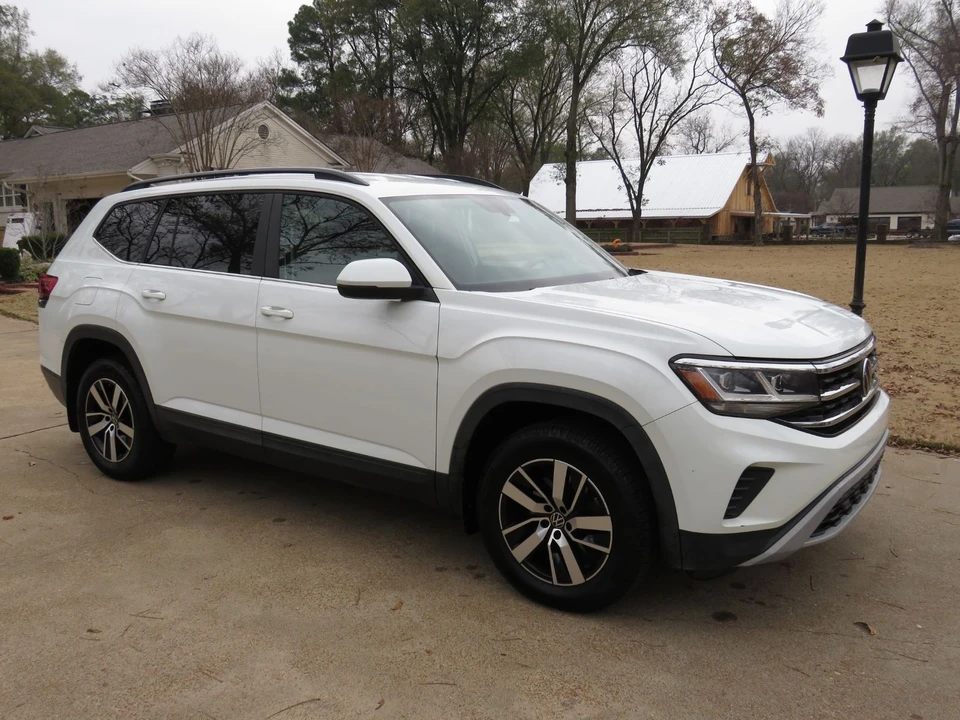 2021 Volkswagen Atlas - Image 11 of 12