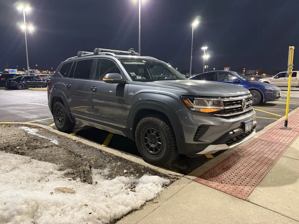 2021 Volkswagen Atlas - Image 12 of 19