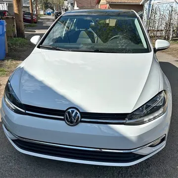 2021 Volkswagen Golf Highline