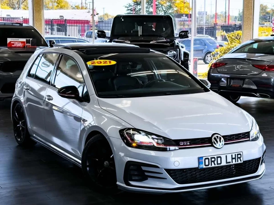 2021 Volkswagen Golf Mk8 - Image 2 of 21
