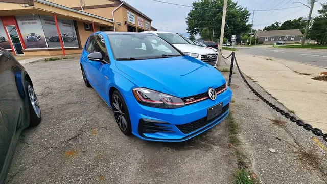 2021 Volkswagen Golf GTI Autobahn