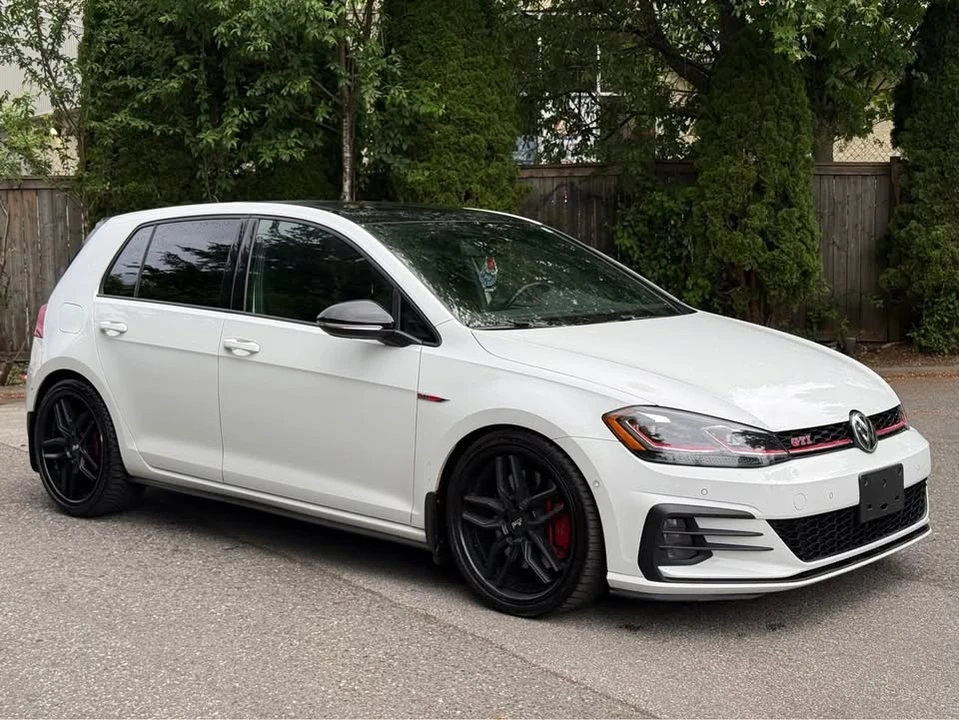 2021 Volkswagen GTI Mk8 - Image 2 of 19