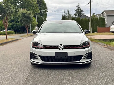 2021 Volkswagen Golf GTI Autobahn