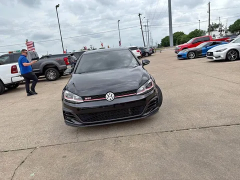 2021 Volkswagen Golf GTI SE