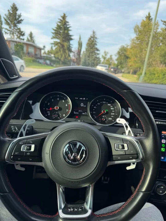 2021 Volkswagen GTI Mk8 - Image 8 of 9