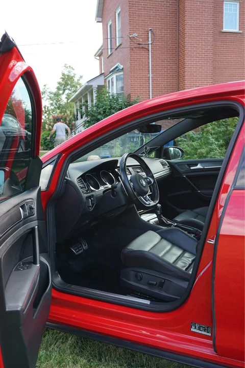 2021 Volkswagen GTI Mk8 - Image 4 of 11
