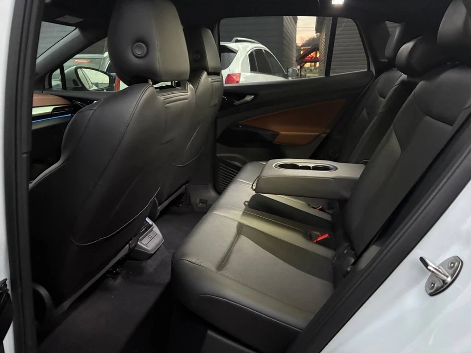 2021 Volkswagen ID.4 - Image 7 of 11