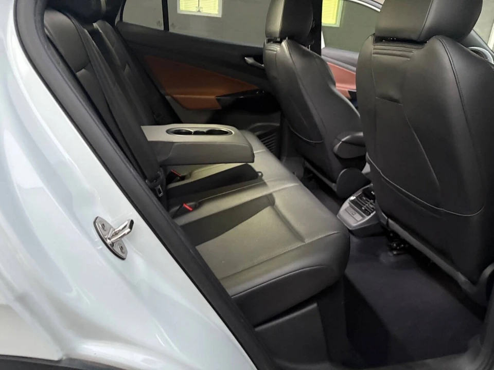 2021 Volkswagen ID.4 - Image 10 of 11