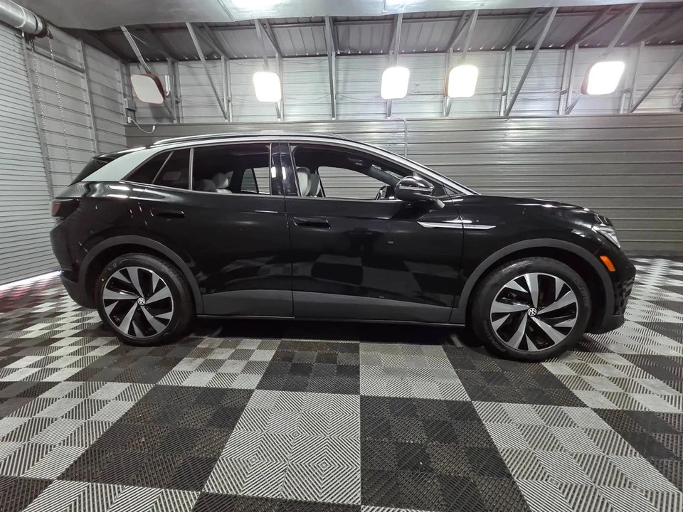 2021 Volkswagen ID.4 - Image 9 of 12