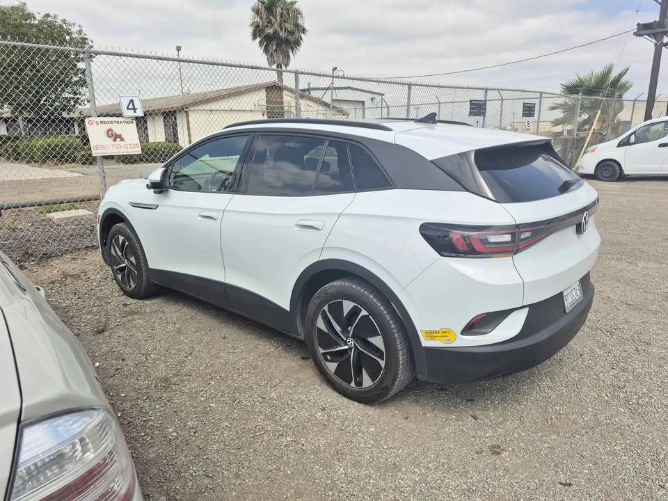 2021 Volkswagen ID.4 - Image 2 of 6