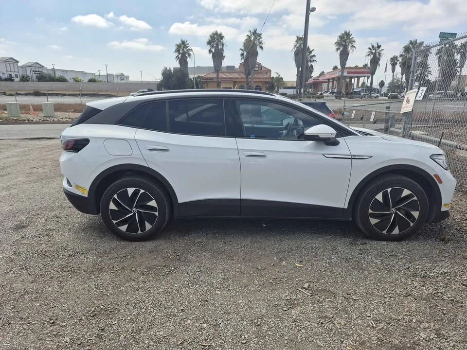 2021 Volkswagen ID.4 - Image 4 of 6