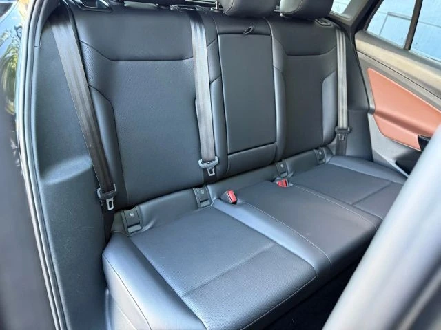 2021 Volkswagen ID.4 - Image 16 of 21