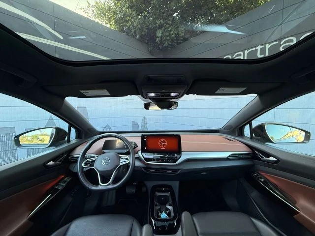 2021 Volkswagen ID.4 - Image 17 of 21
