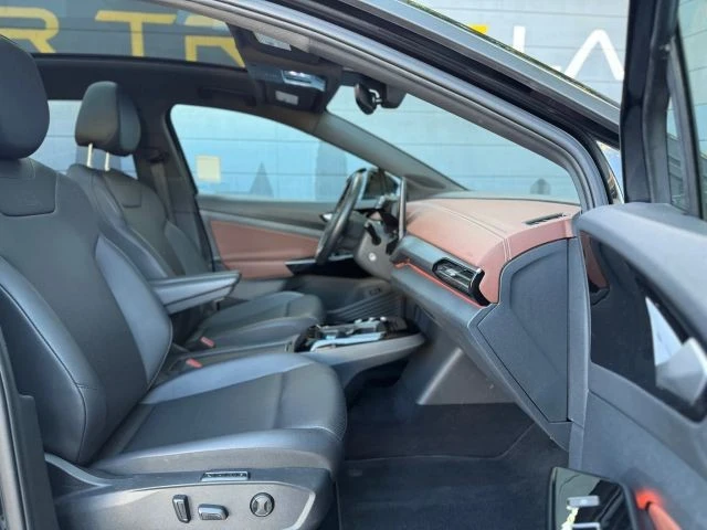 2021 Volkswagen ID.4 - Image 13 of 21