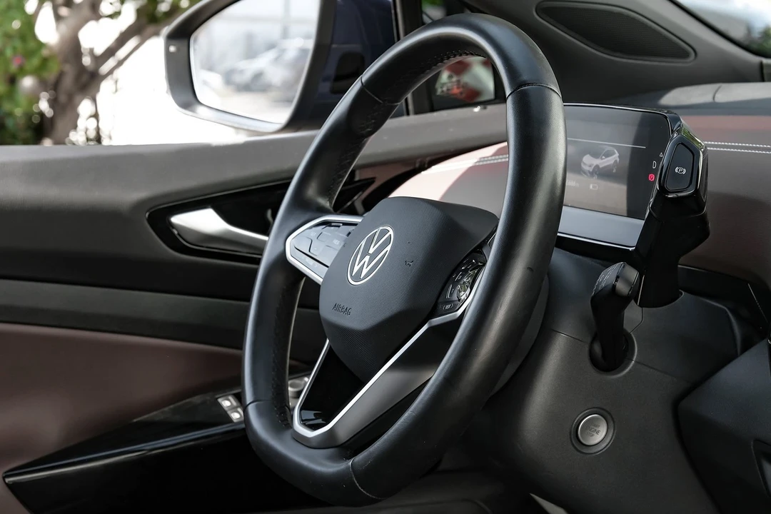 2021 Volkswagen ID.4 - Image 19 of 21