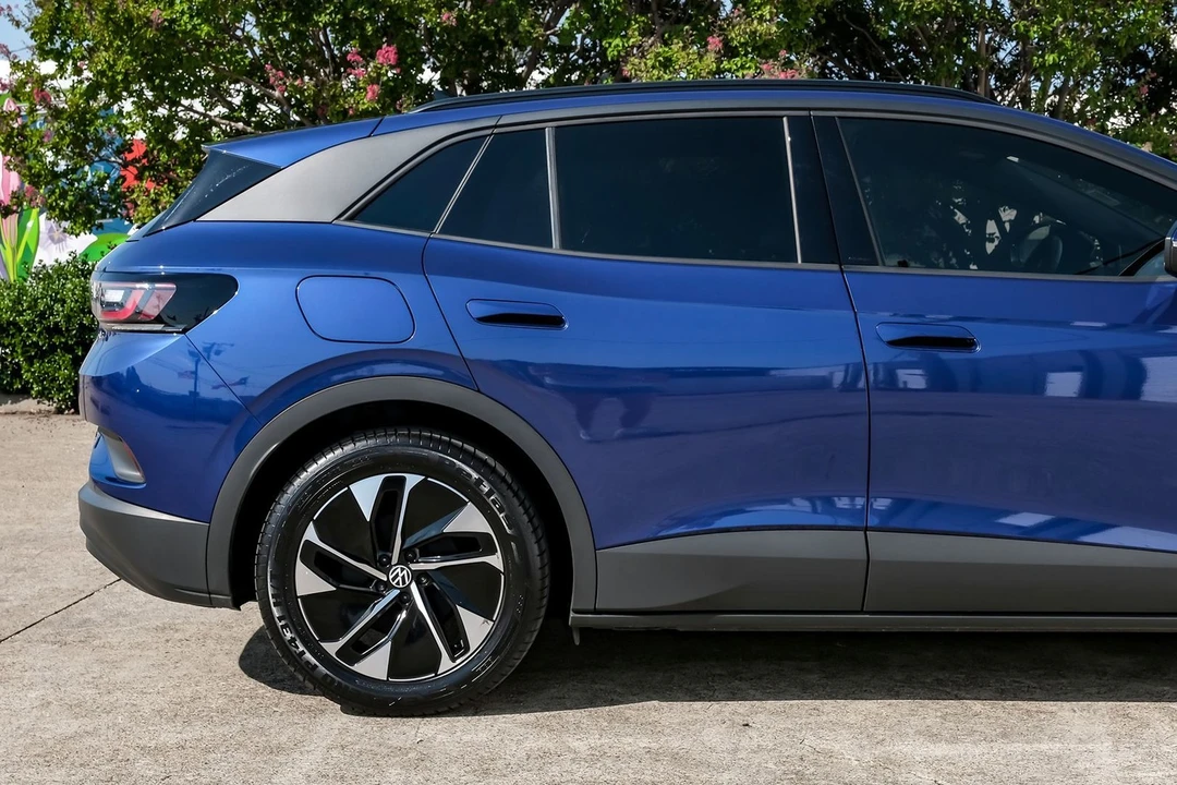 2021 Volkswagen ID.4 - Image 9 of 21