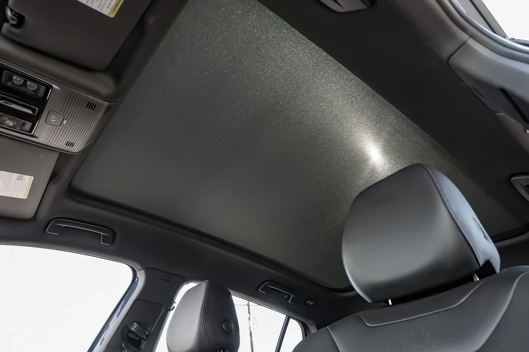 2021 Volkswagen ID.4 - Image 5 of 21