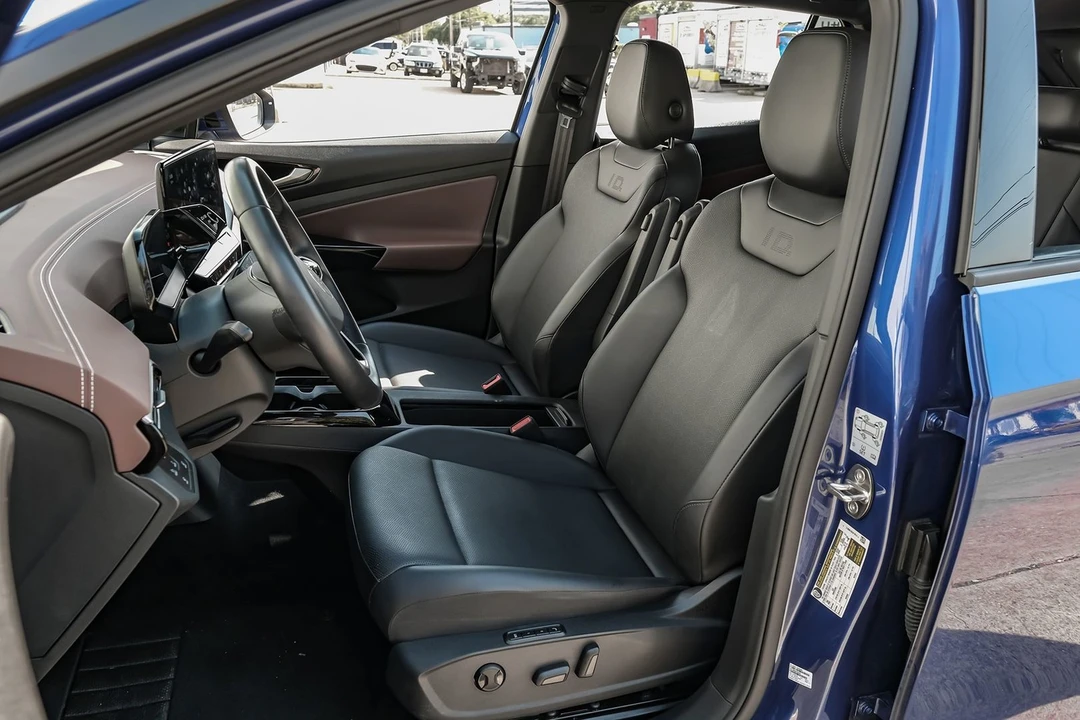 2021 Volkswagen ID.4 - Image 4 of 21