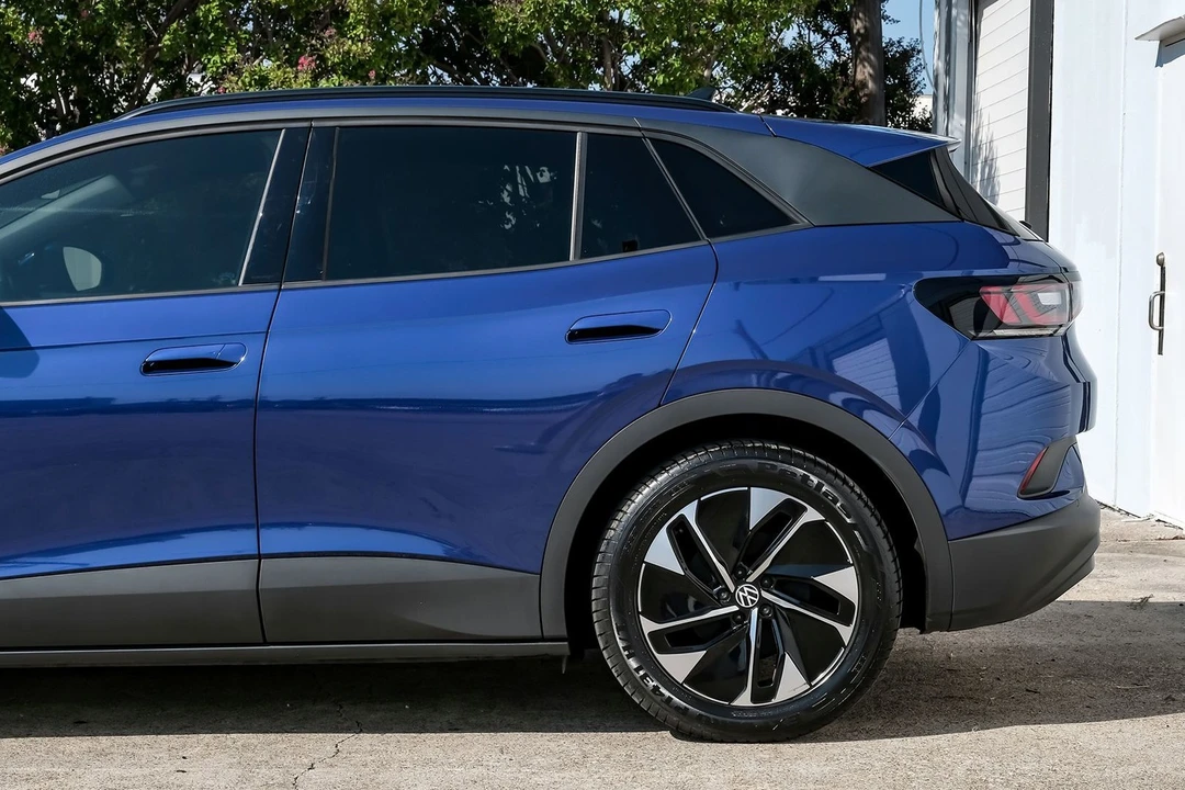 2021 Volkswagen ID.4 - Image 16 of 21