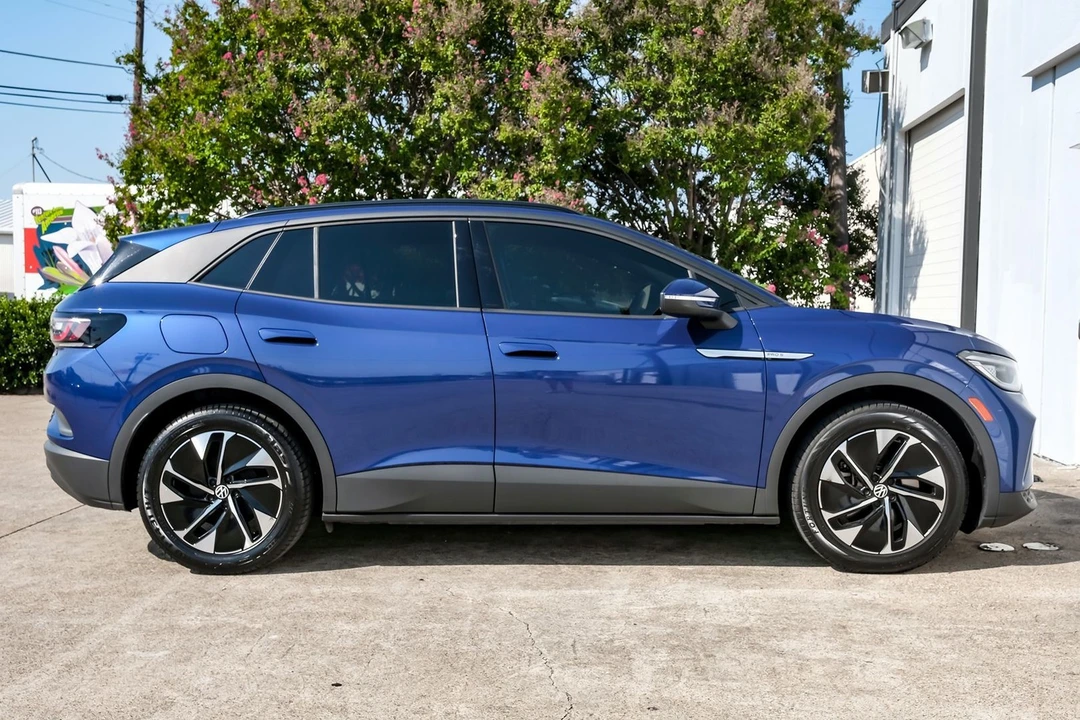 2021 Volkswagen ID.4 - Image 8 of 21
