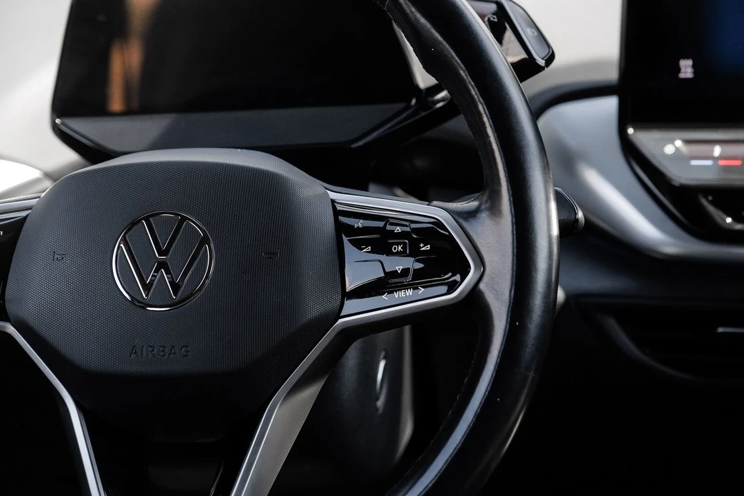 2021 Volkswagen ID.4 - Image 19 of 21