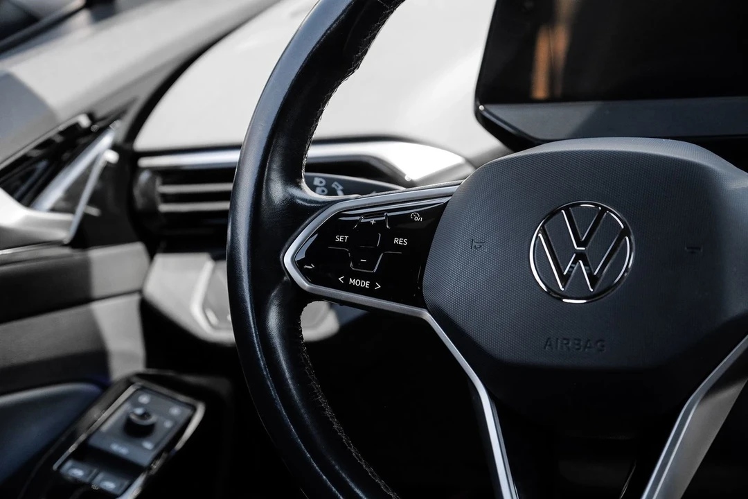 2021 Volkswagen ID.4 - Image 18 of 21