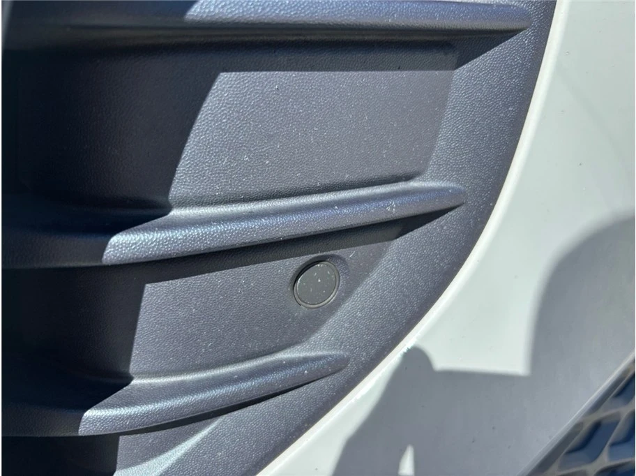 2021 Volkswagen ID.4 - Image 14 of 21