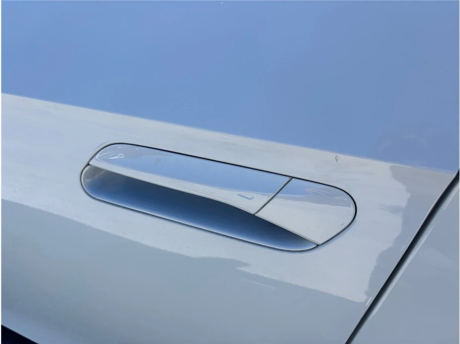 2021 Volkswagen ID.4 - Image 18 of 21