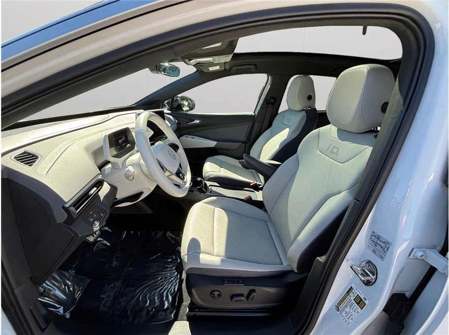 2021 Volkswagen ID.4 - Image 2 of 21