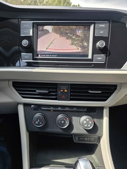 2021 Volkswagen A7 Jetta - Image 16 of 19