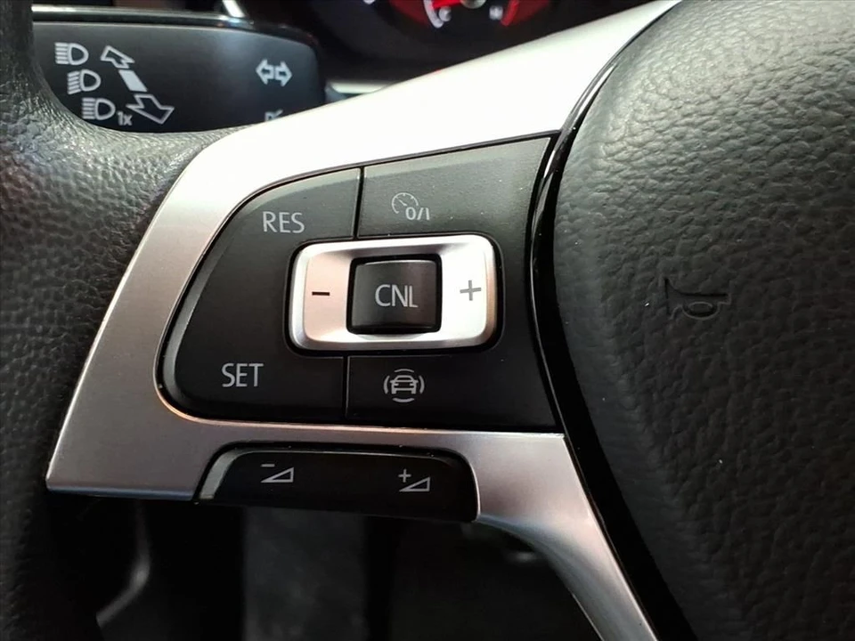 2021 Volkswagen A7 Jetta - Image 19 of 21