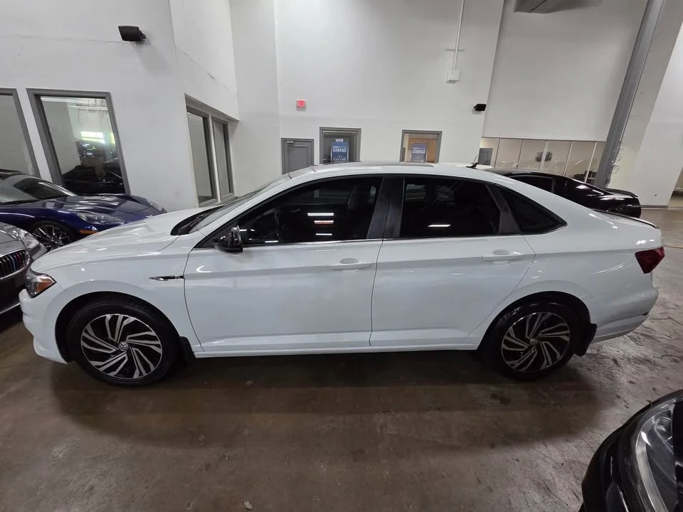 2021 Volkswagen A7 Jetta - Image 2 of 15