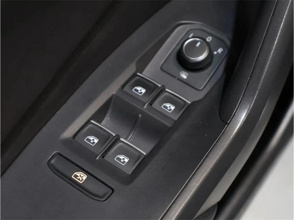 2021 Volkswagen A7 Jetta - Image 11 of 31