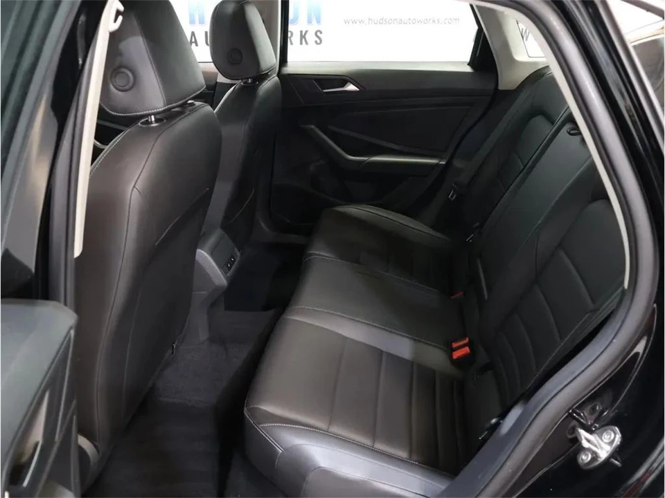 2021 Volkswagen A7 Jetta - Image 24 of 31