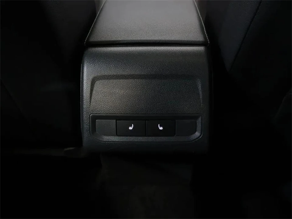 2021 Volkswagen A7 Jetta - Image 25 of 31