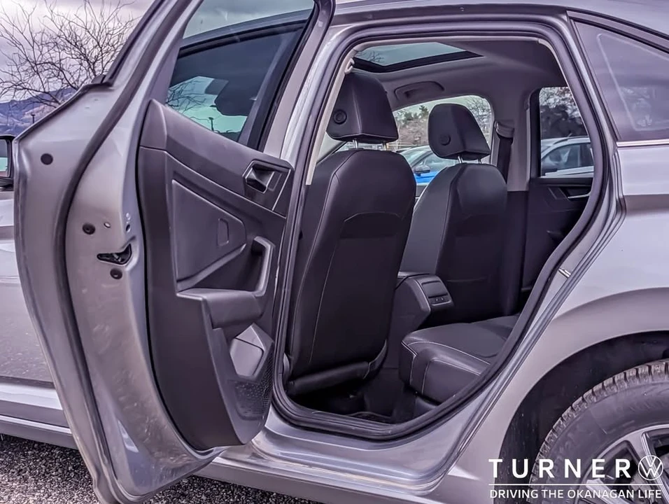 2021 Volkswagen A7 Jetta - Image 13 of 18