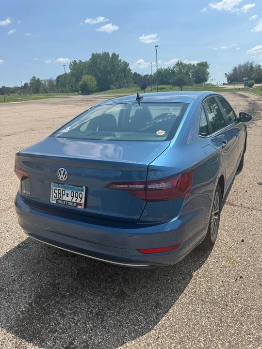 2021 Volkswagen A7 Jetta - Image 2 of 8