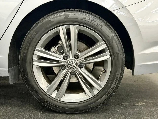 2021 Volkswagen A7 Jetta - Image 16 of 21