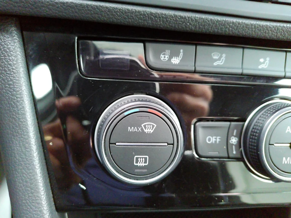 2021 Volkswagen A7 Jetta - Image 12 of 21
