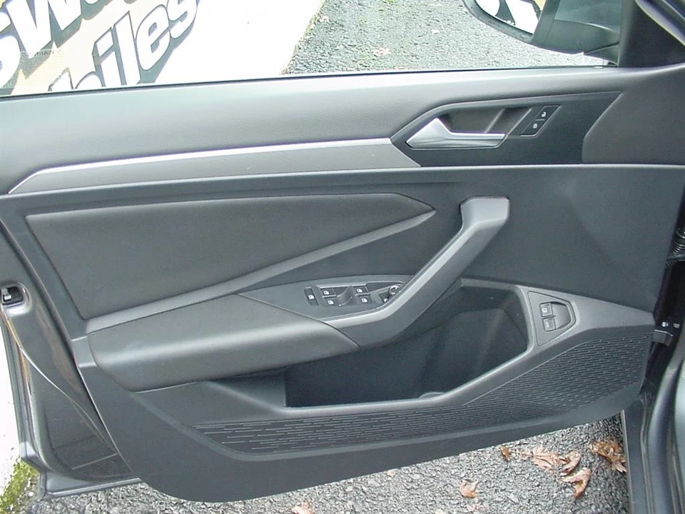 2021 Volkswagen A7 Jetta - Image 7 of 12