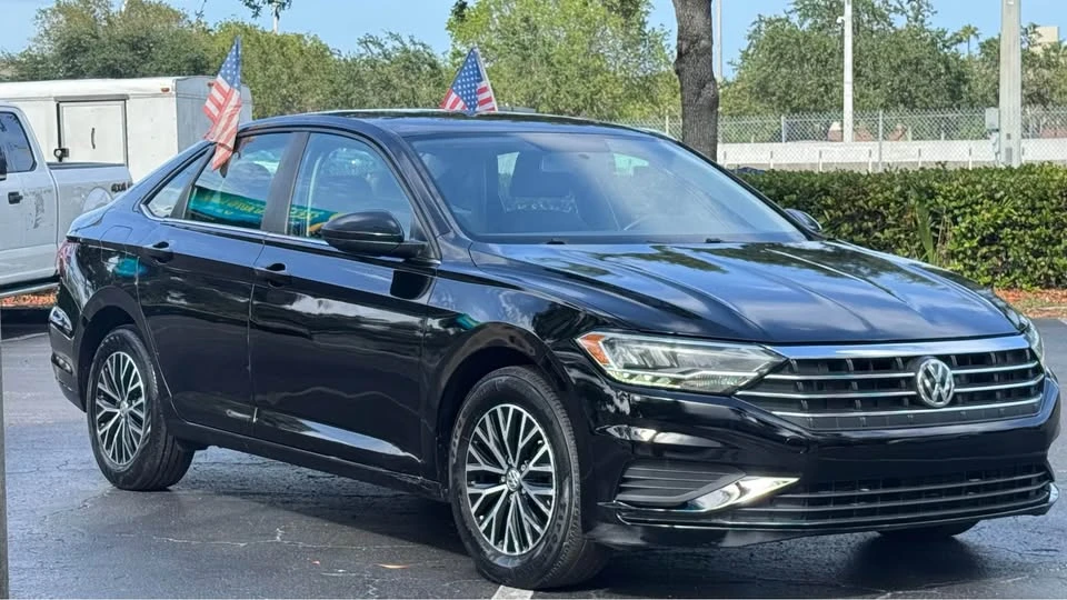 2021 Volkswagen A7 Jetta - Image 10 of 17