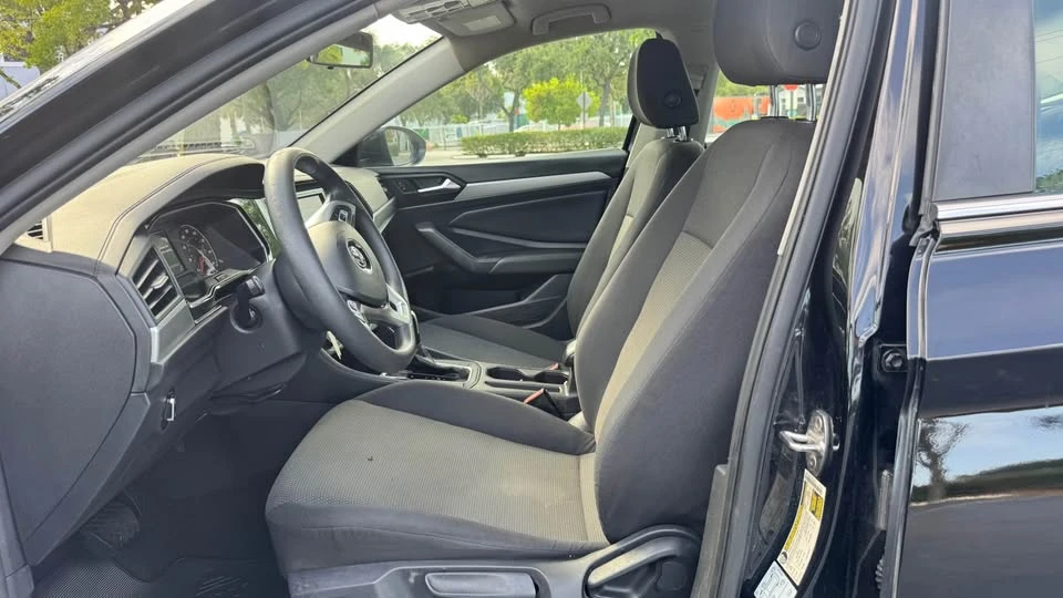 2021 Volkswagen A7 Jetta - Image 14 of 17