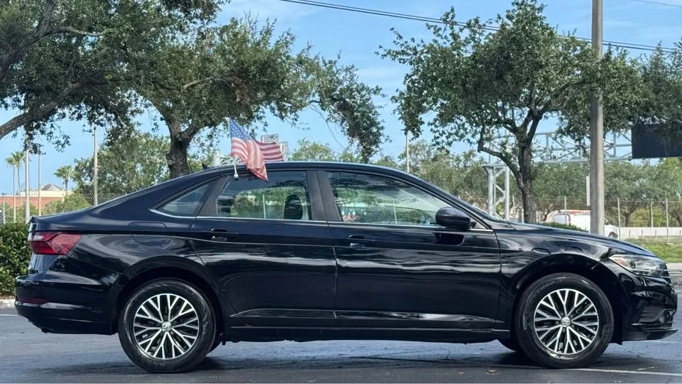 2021 Volkswagen A7 Jetta - Image 3 of 17