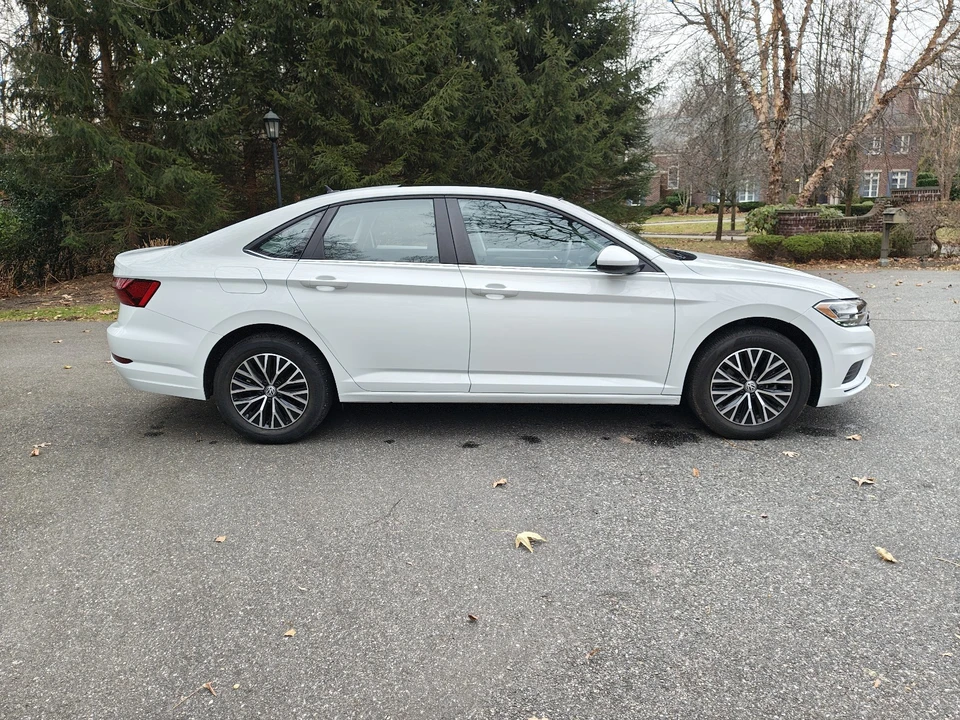 2021 Volkswagen A7 Jetta - Image 8 of 18