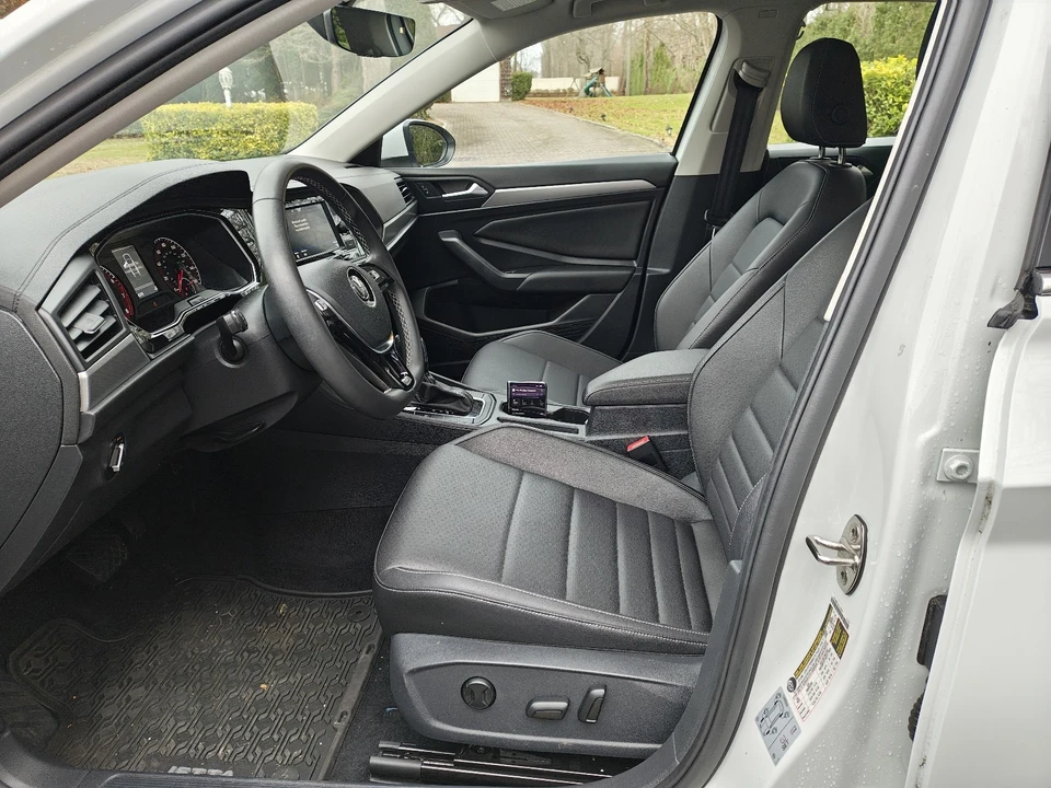 2021 Volkswagen A7 Jetta - Image 10 of 18