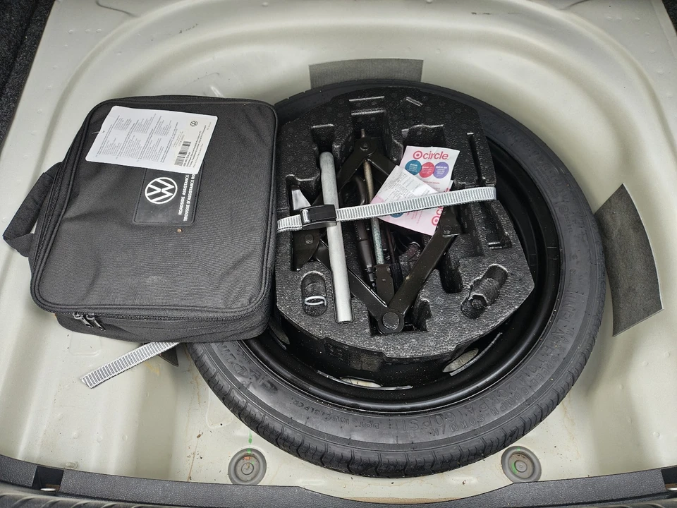 2021 Volkswagen A7 Jetta - Image 17 of 18