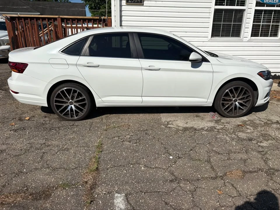 2021 Volkswagen A7 Jetta - Image 3 of 9