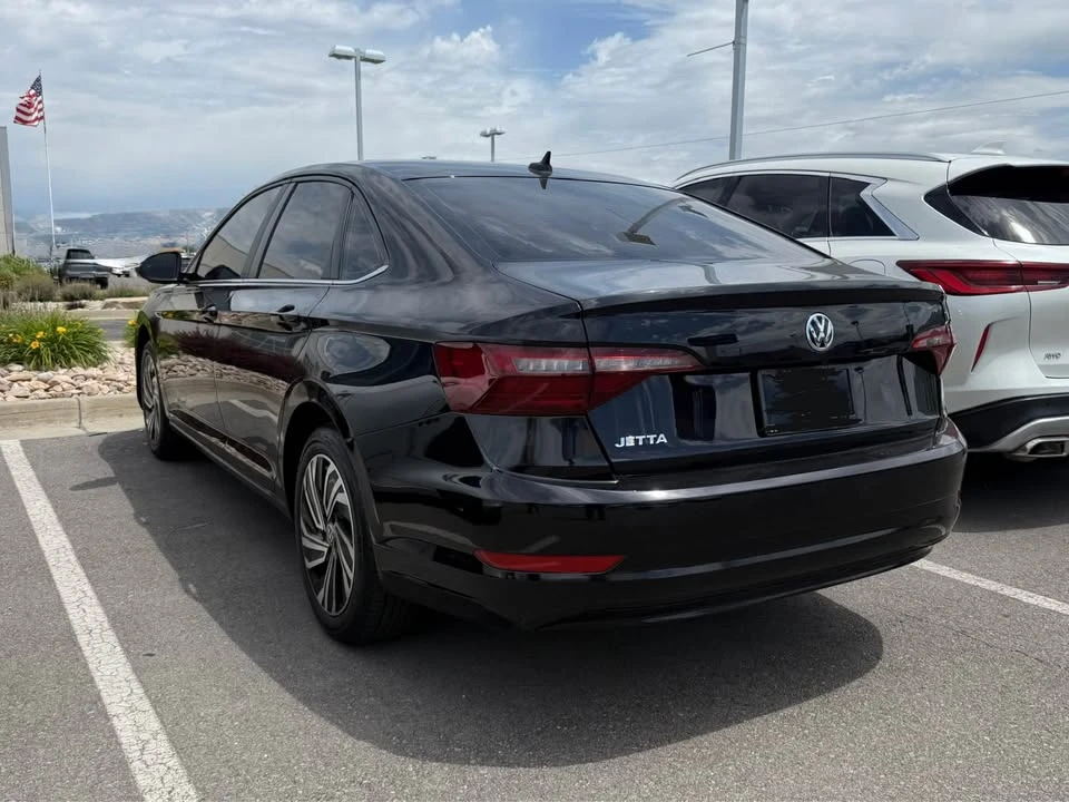 2021 Volkswagen A7 Jetta - Image 2 of 4