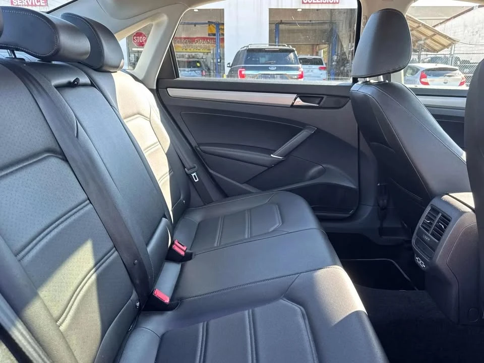 2021 Volkswagen Passat - Image 6 of 7