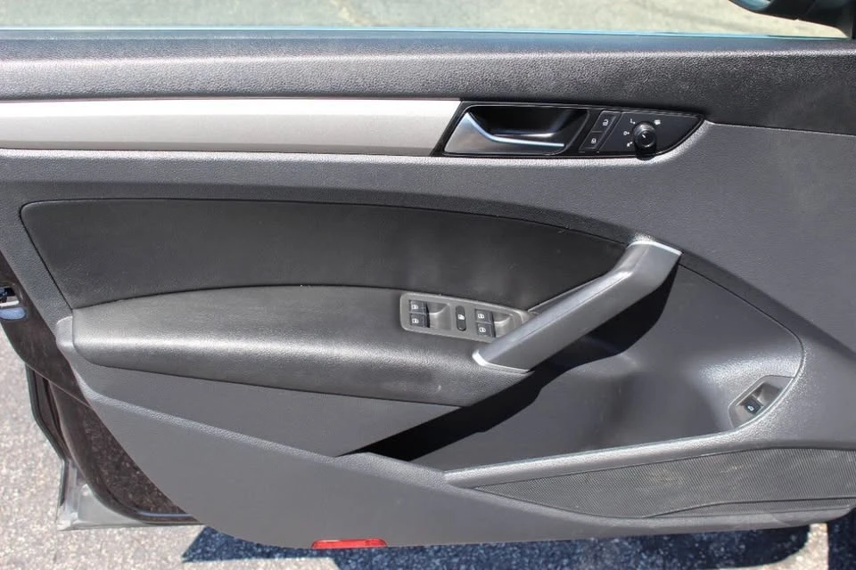 2021 Volkswagen Passat - Image 17 of 20